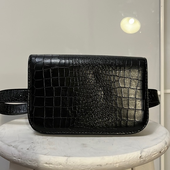 Waist (belt) bag - Picture 1 of 3